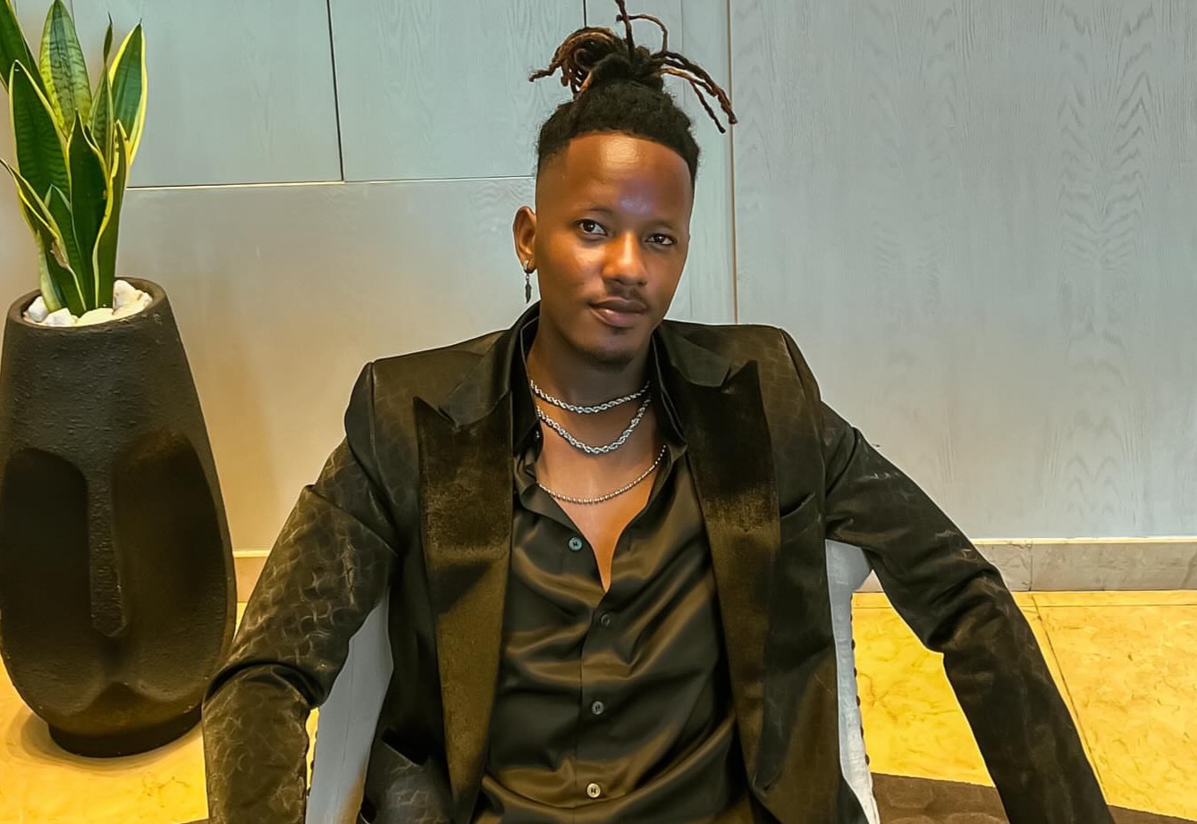 Music Audio : Adam berry – Komando | Download