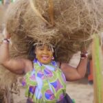 VIDEO : SAIDA KAROLI ft KYZZOBOY OBIYO – Omfudo Mwoyo | Download MP3