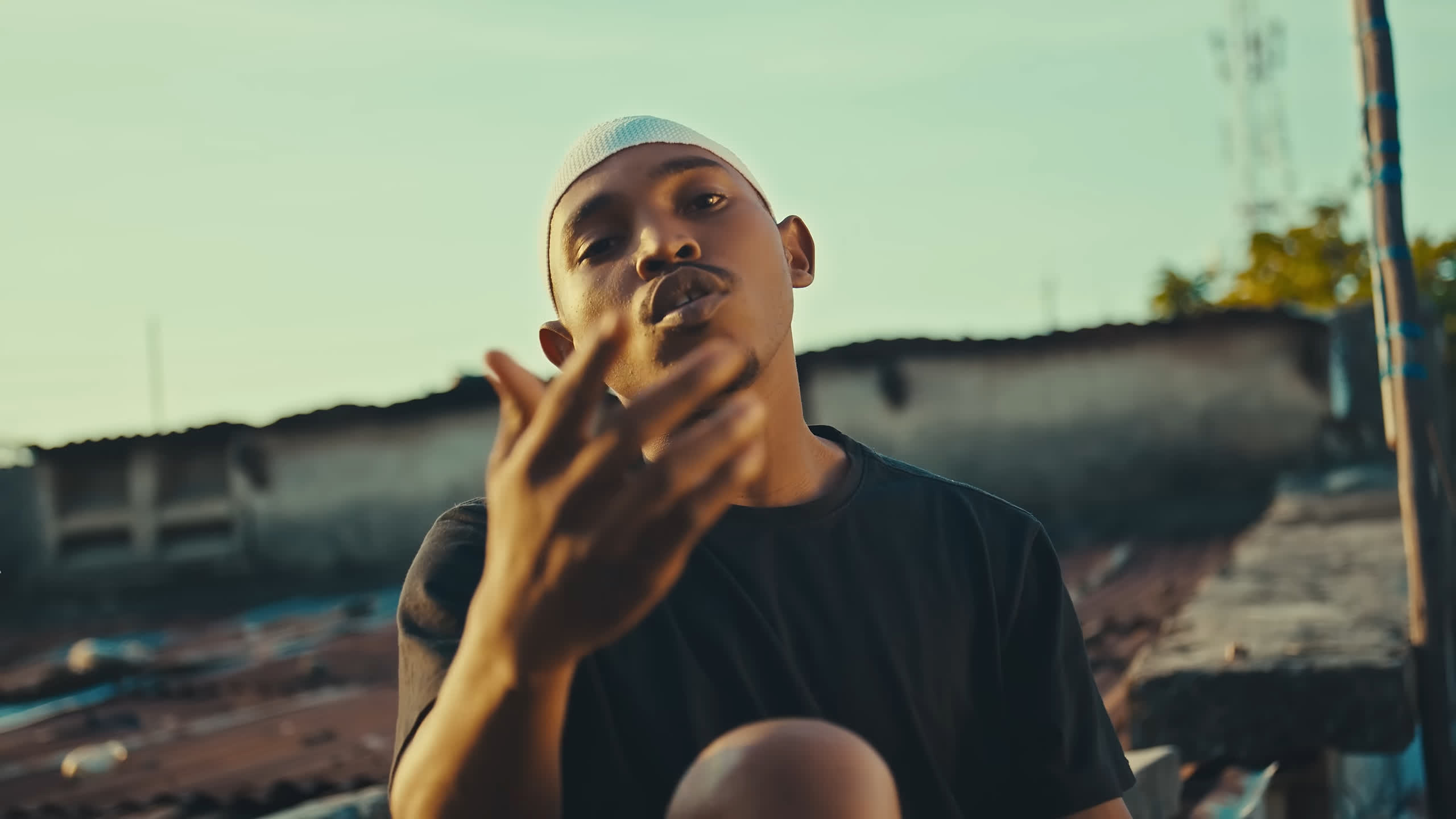 VIDEO : Kayumba Ft. Daddy West – Niaminishe
